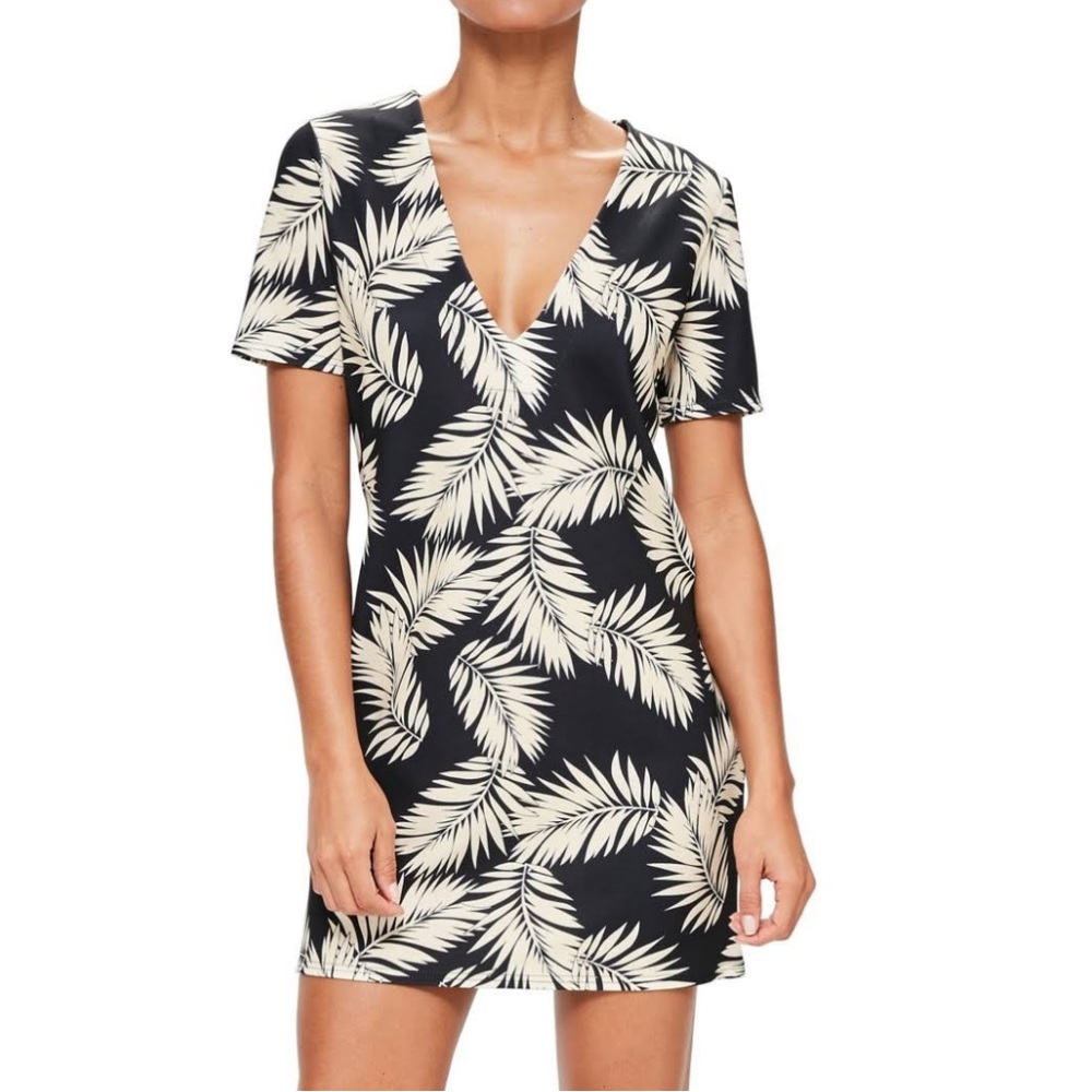 Black and white tropical Shift Dress